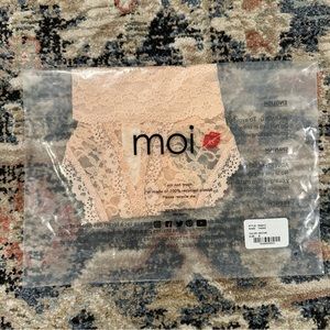 Moi Thong Panty size S Nectar New!!!